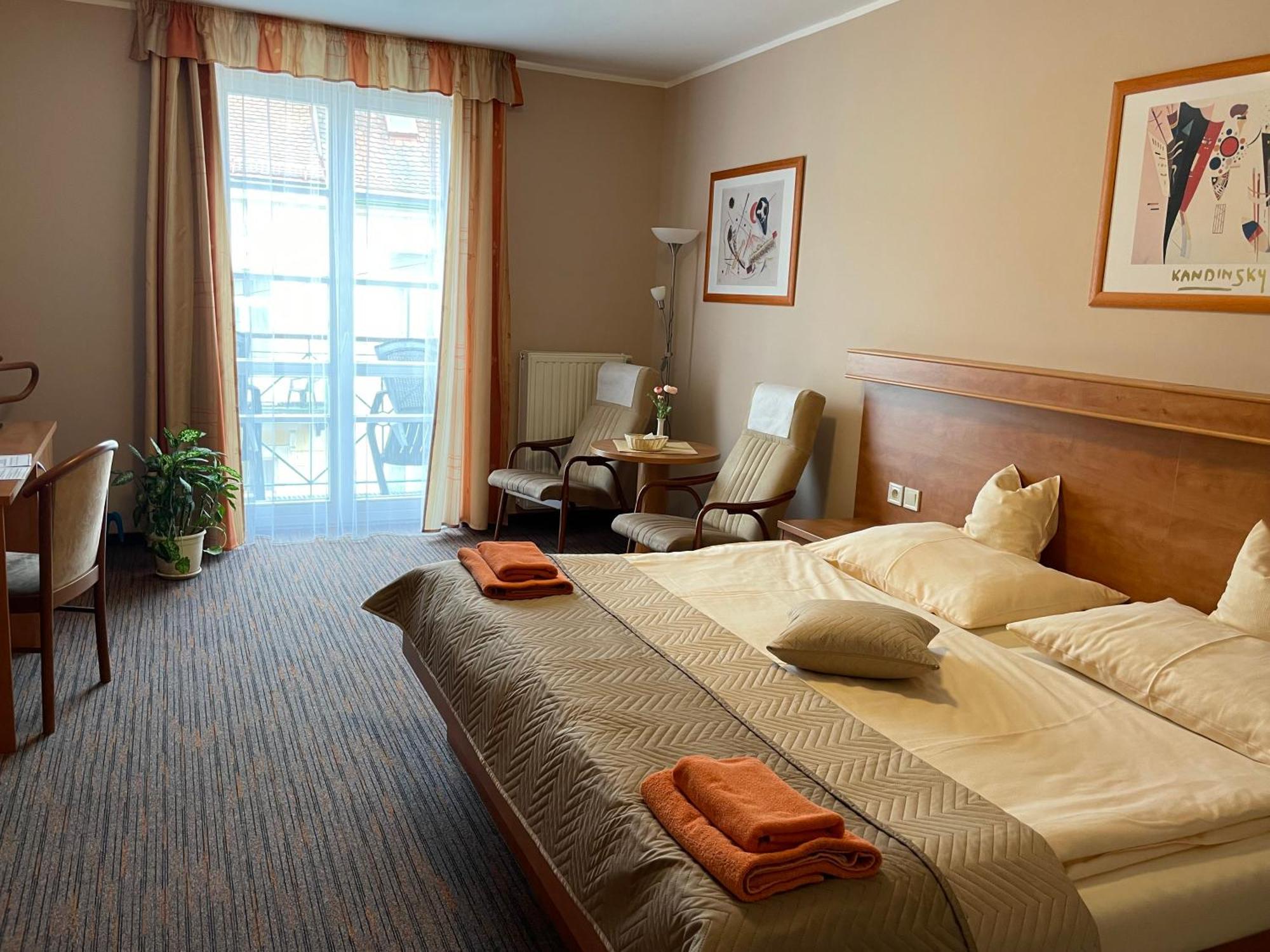 Ld Palace Spa & Kur Františkovy Lázně Zewnętrze zdjęcie