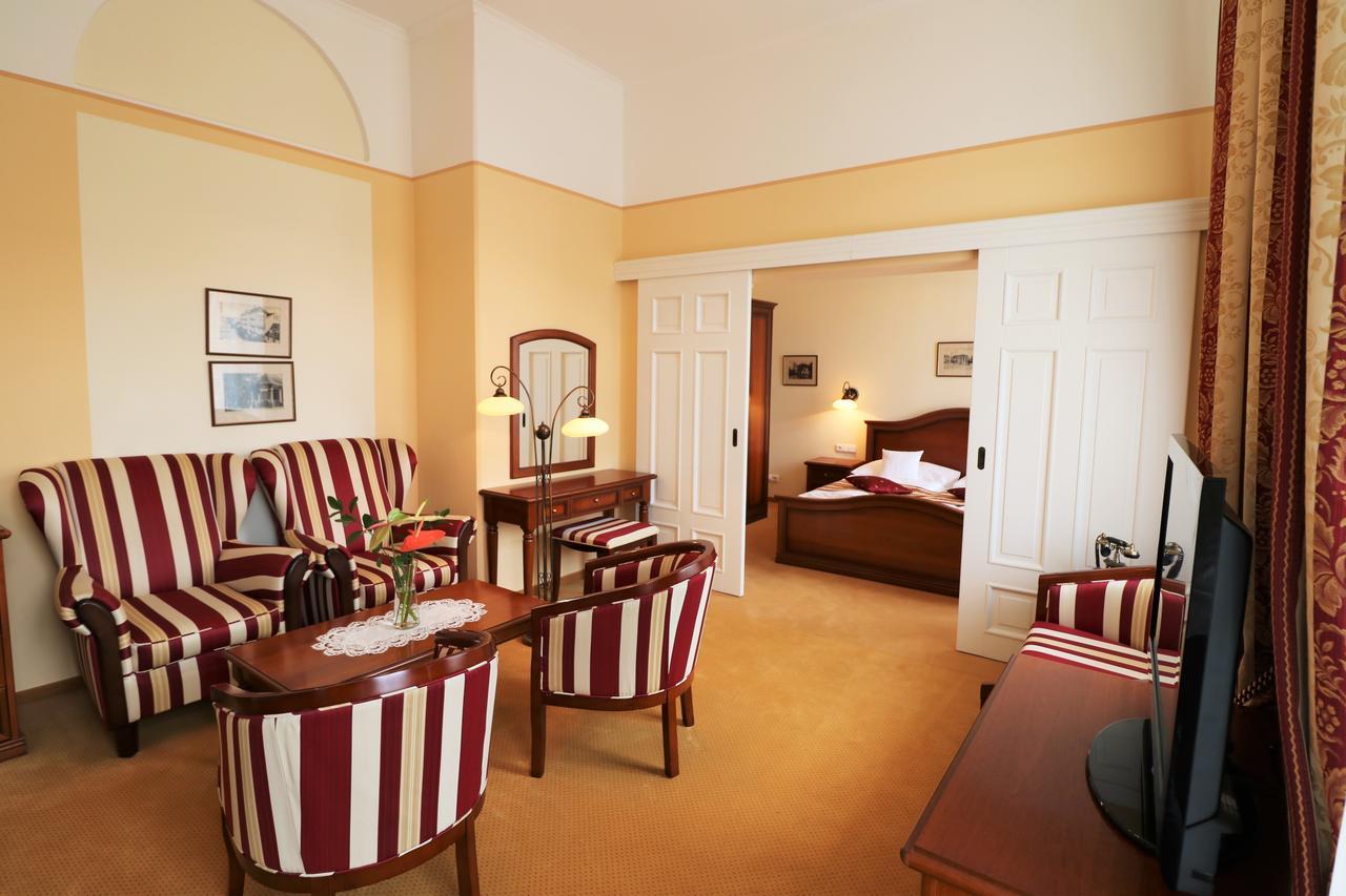 Ld Palace Spa & Kur Františkovy Lázně Zewnętrze zdjęcie